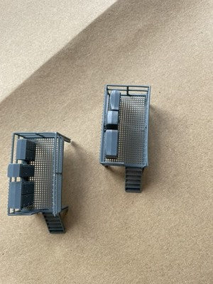 OO Gauge 2 x Raised Electrical Box Gantryâs