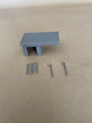 OO Gauge Two Roadside Garage/lean-to