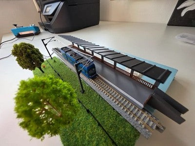 N Gauge Single Platform (with cover)