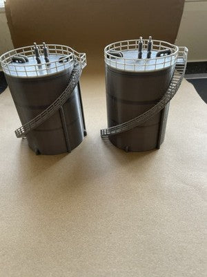 OO Gauge TWO Detailed Industrial Fuel Tanks